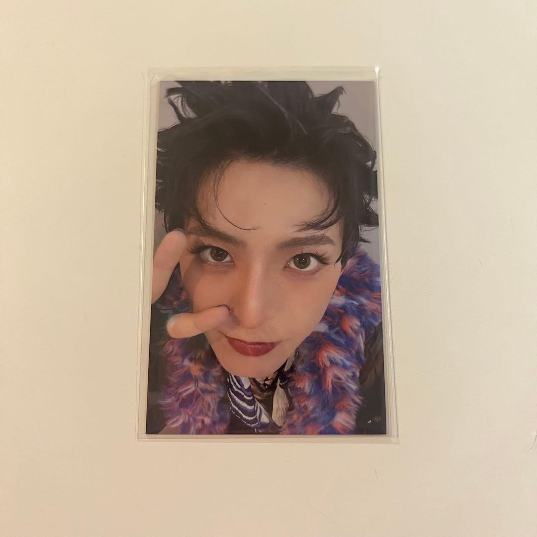 龍宮城 齋木春空 トレカ バズリズム LIVE 2025 限定 OSHIBAI - メルカリ