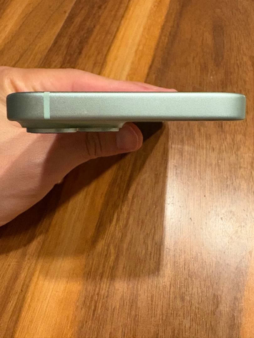 最終値下【訳あり/中古】iPhone 15 ミッドナイトグリーン　128GB