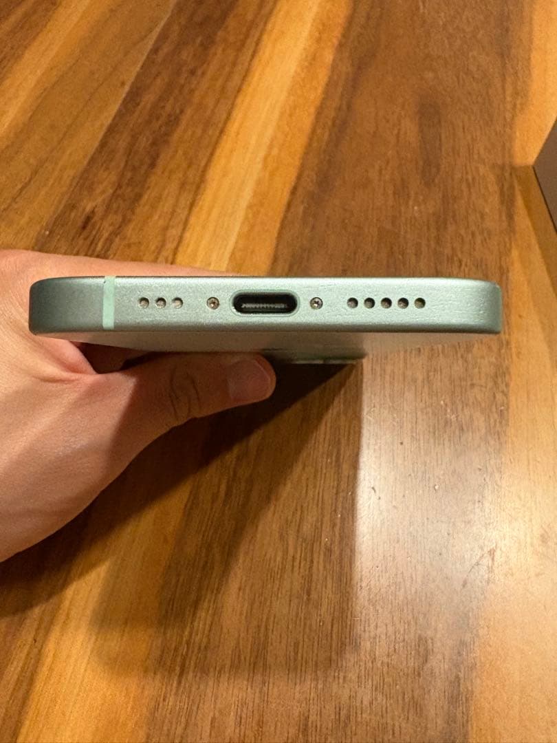 最終値下【訳あり/中古】iPhone 15 ミッドナイトグリーン　128GB