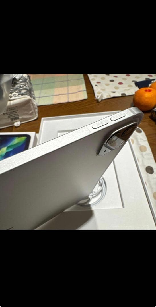 iPadPro第二世代256GB とApple Pencil とキーボードケース