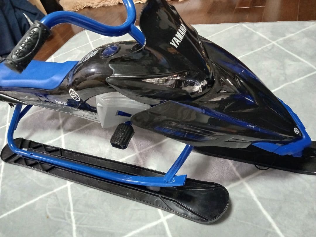 送料込み】ヤマハ スノーバイク 子供用そり 雪遊び クリスマス スノー