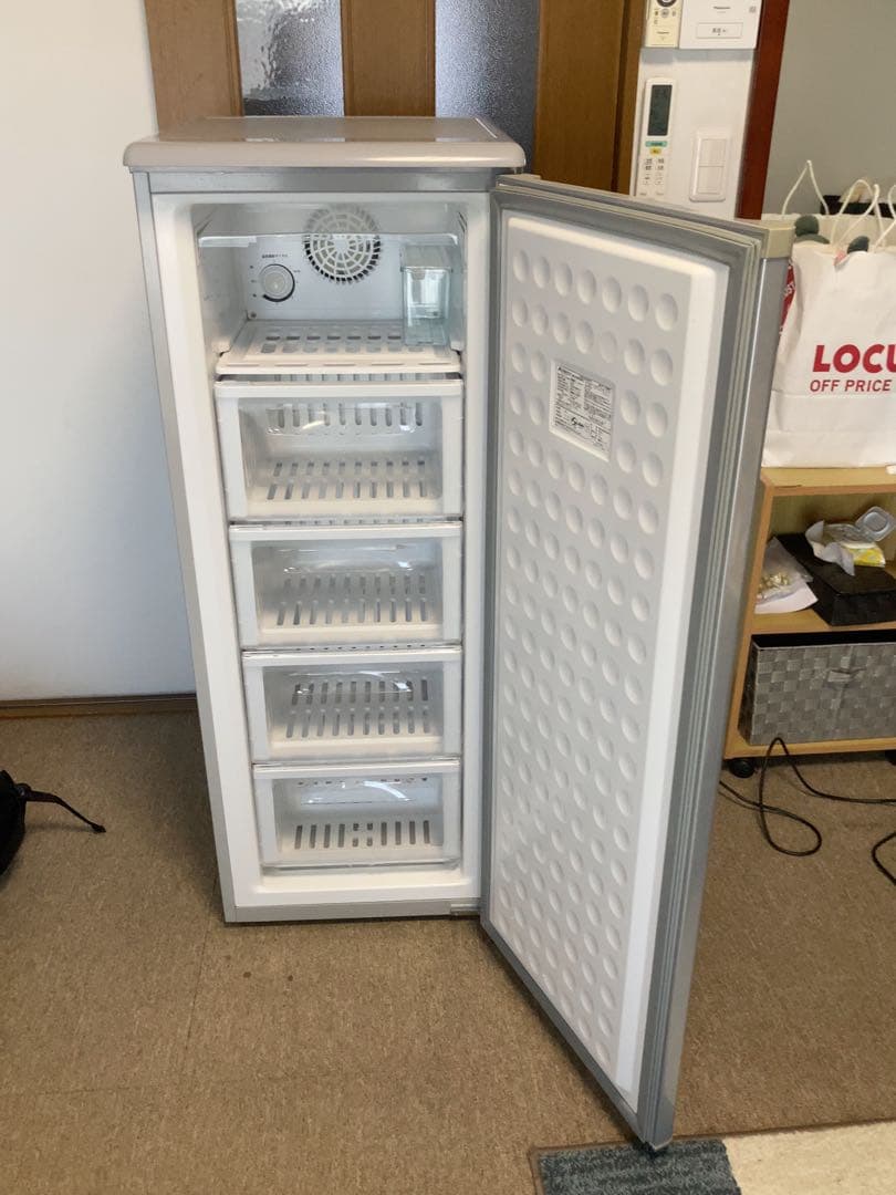 Abitelax 冷凍庫 ACF-12FE シルバー