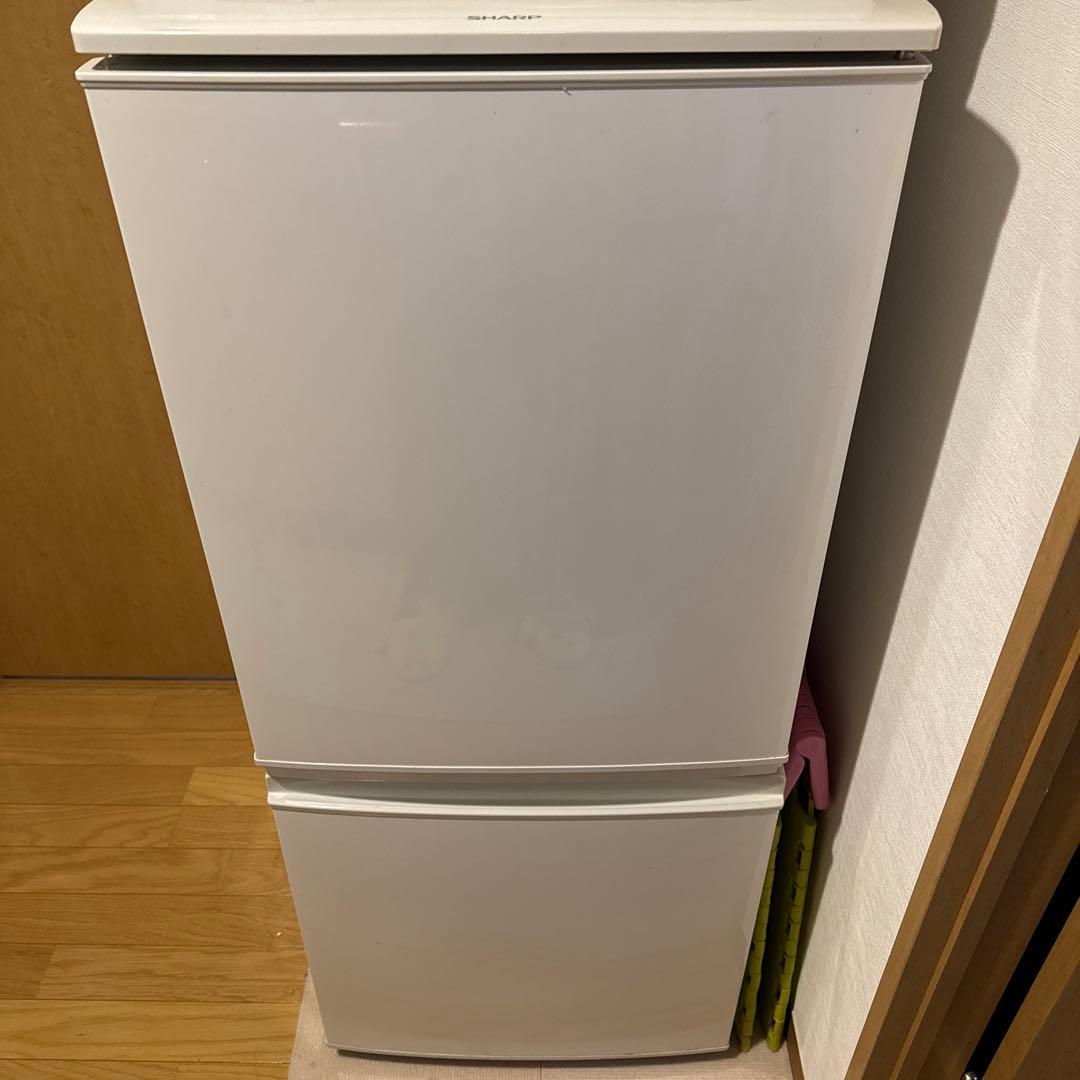 2月末発送　【SHARP】冷凍冷蔵庫 SJ-D14B ホワイト