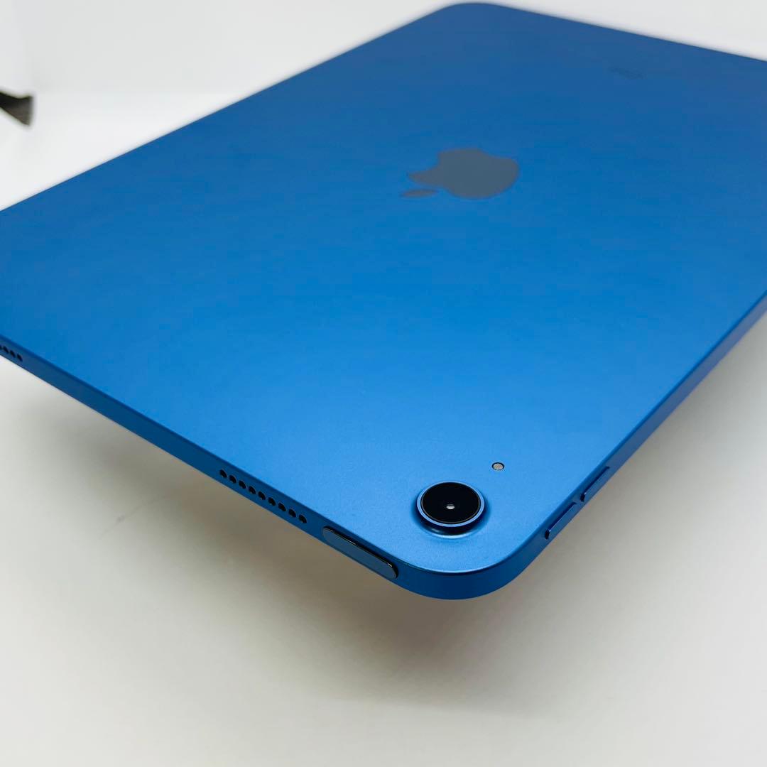 未使用　iPad 第10世代 256 GB ブルー　本体