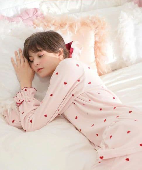 ◎新品未使用タグ付 ナルエーパジャマ スノースムージープチハートペプラム ピンク スノースムージープチハートシャツパジャマ｜パジャマ｜ナルエー公式