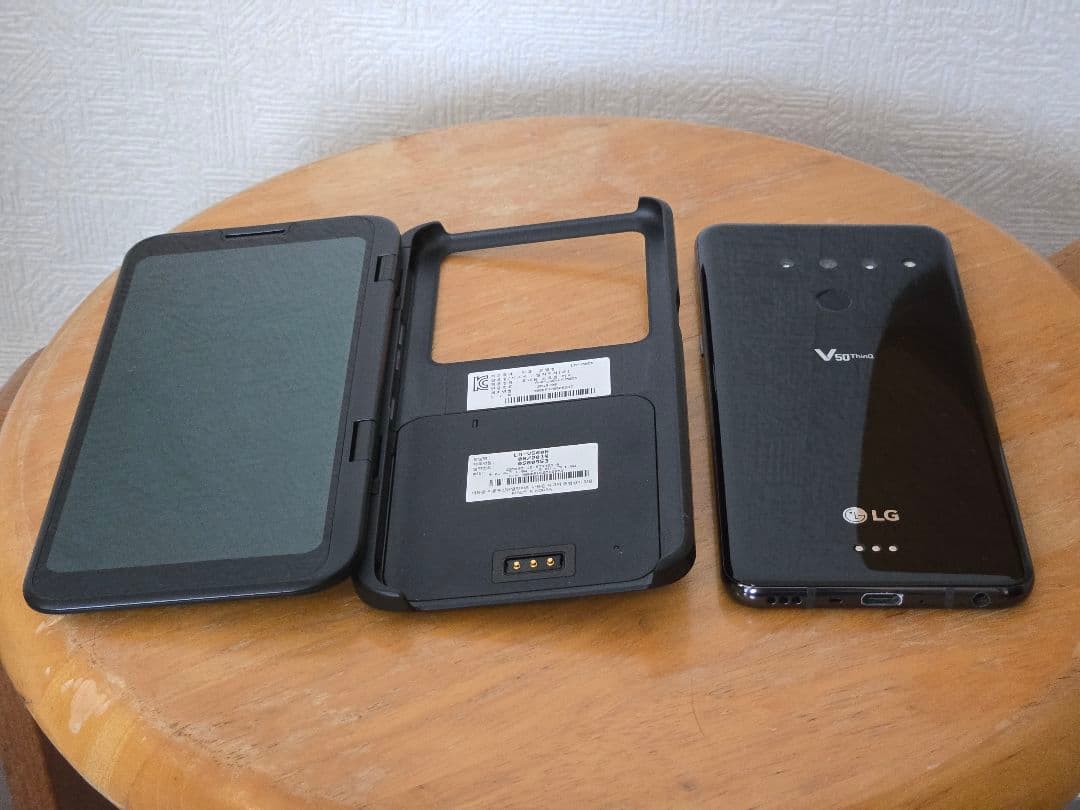 【超美品】LG V50 ThinQ 5G SIMフリー版 DualScreen