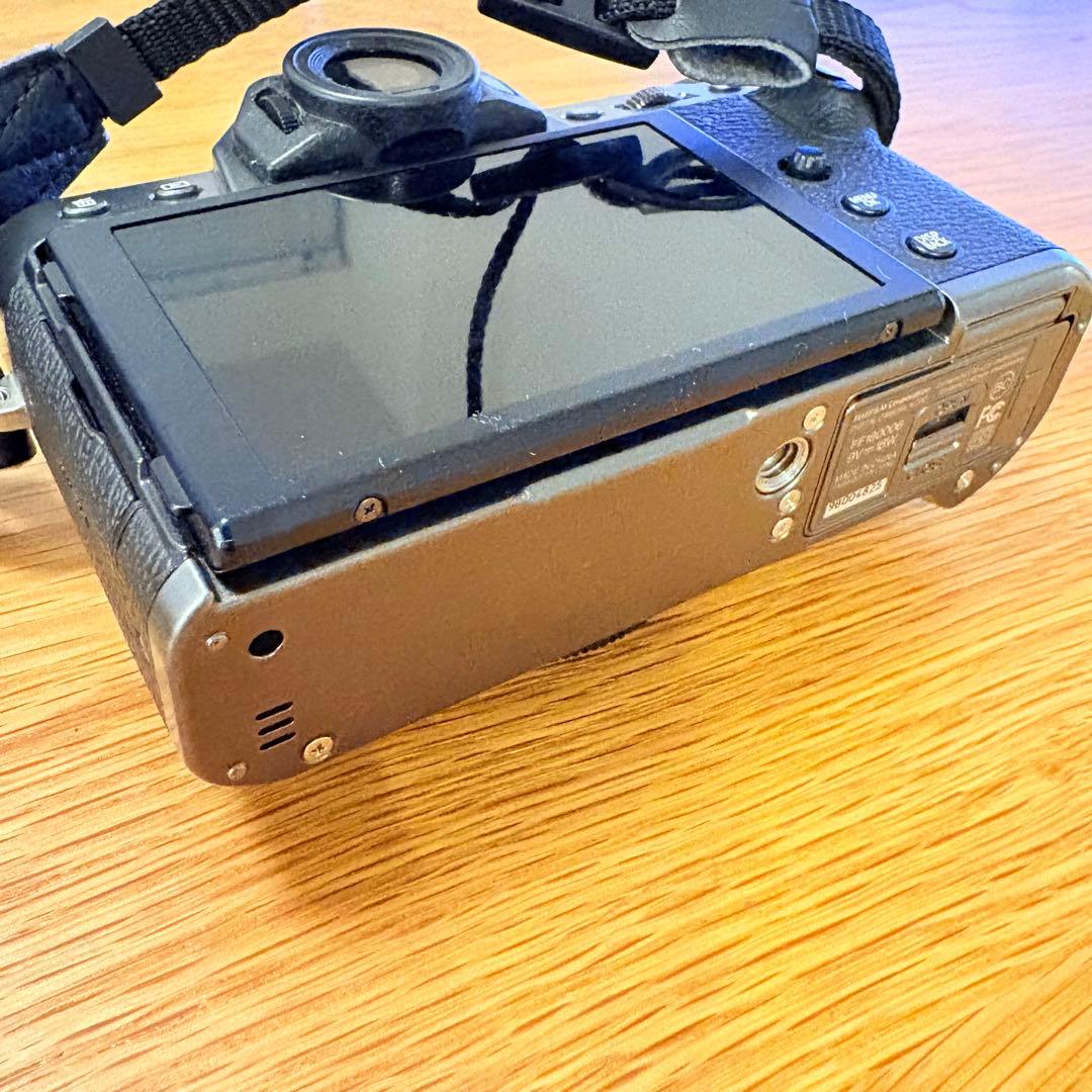 【ボディのみ】富士フイルム FUJIFILM X-T30 チャコールシルバー