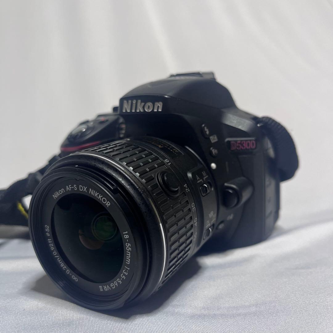 【美品】Nikon D5300 ダブルズームキット デジタル一眼レフ カメラ