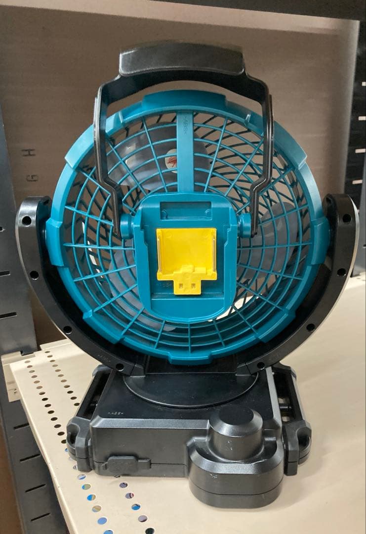 2台　マキタ　扇風機　CF102D