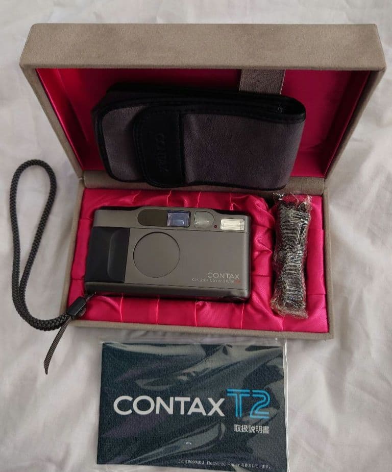 CONTAX T2 カメラ　チタンブラック　データバック　付属品　全付 Contax T2 Titan Black – FLASHBACK CAMERA