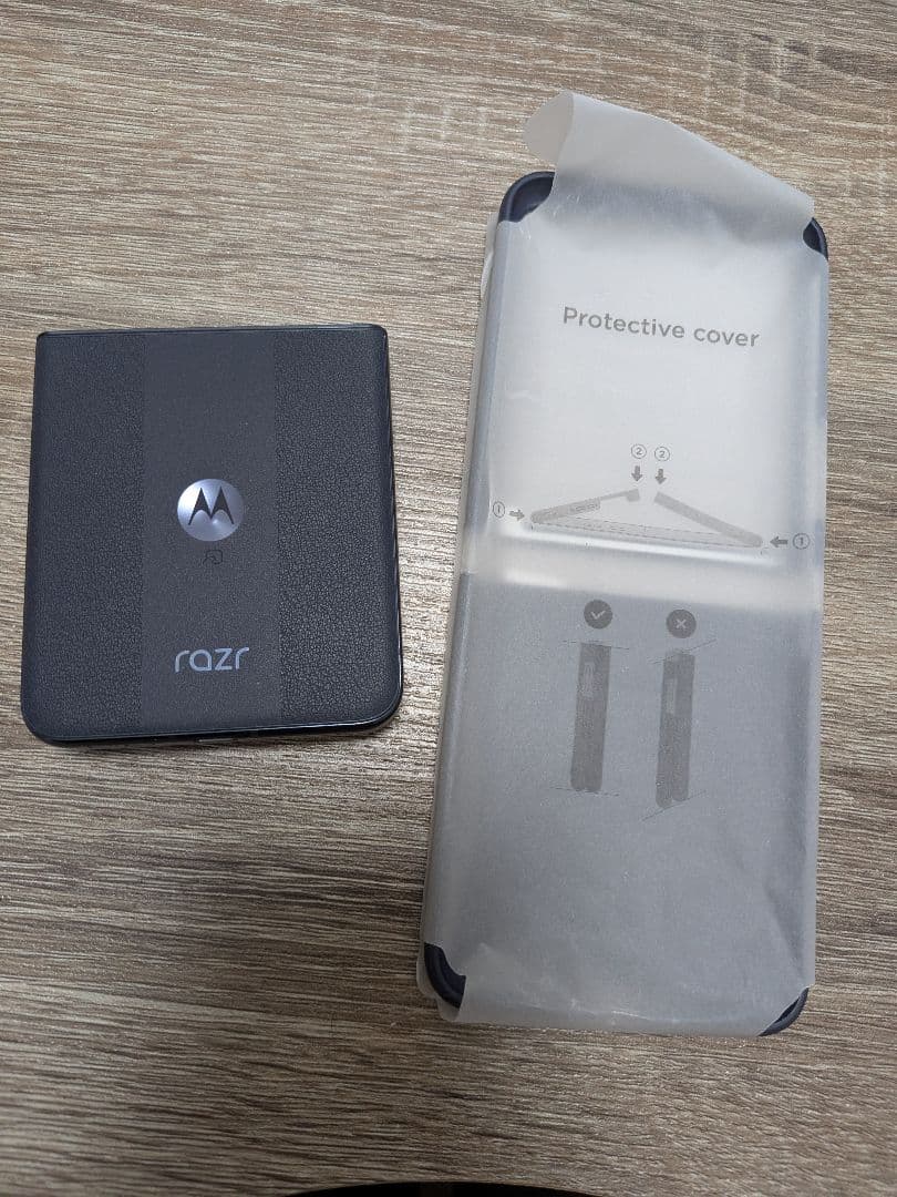 【国内版SIMフリー】 Motorola razr 50 ultra