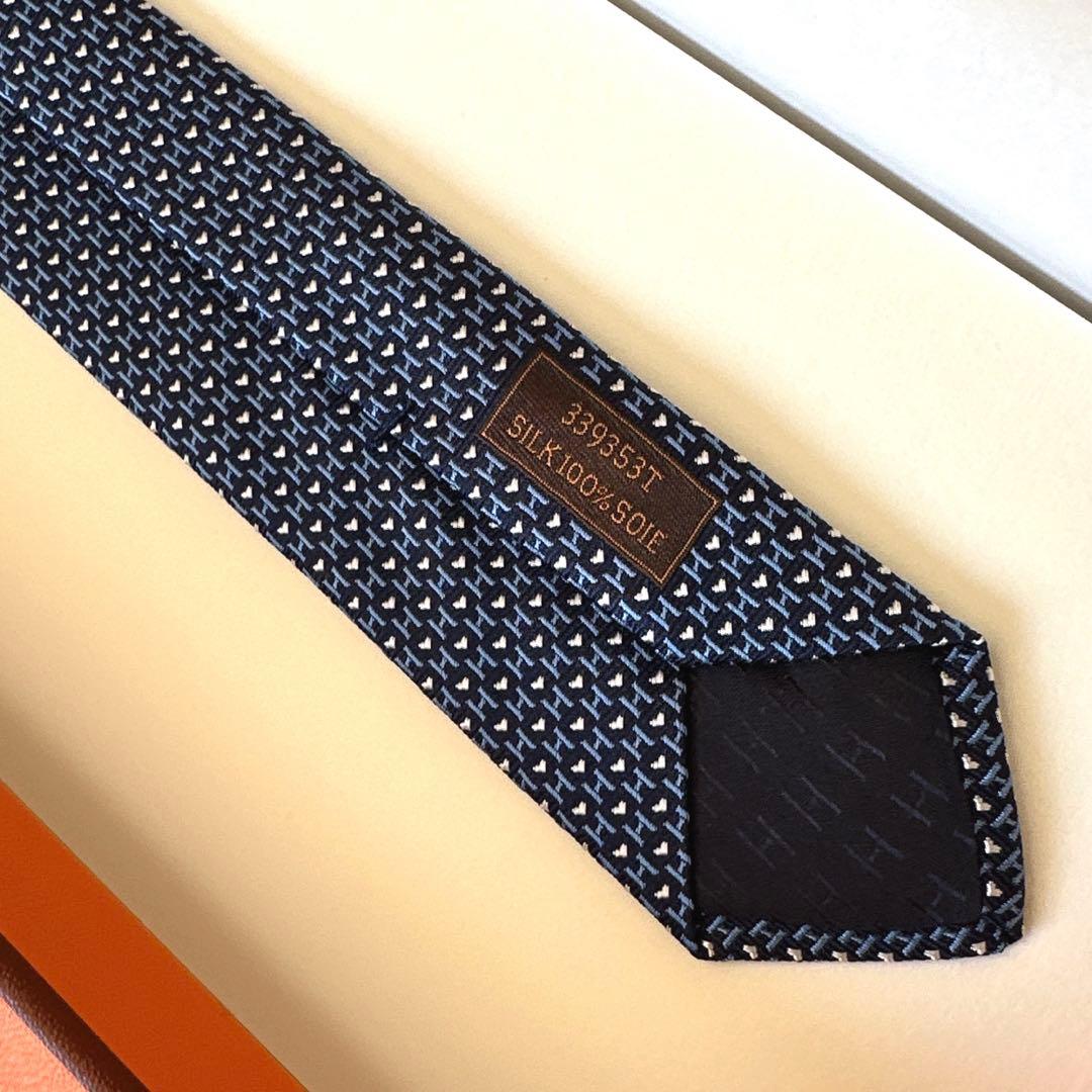 専用出品です。　 エルメス ネクタイ 《H・ラヴ・ユー》新品 未使用