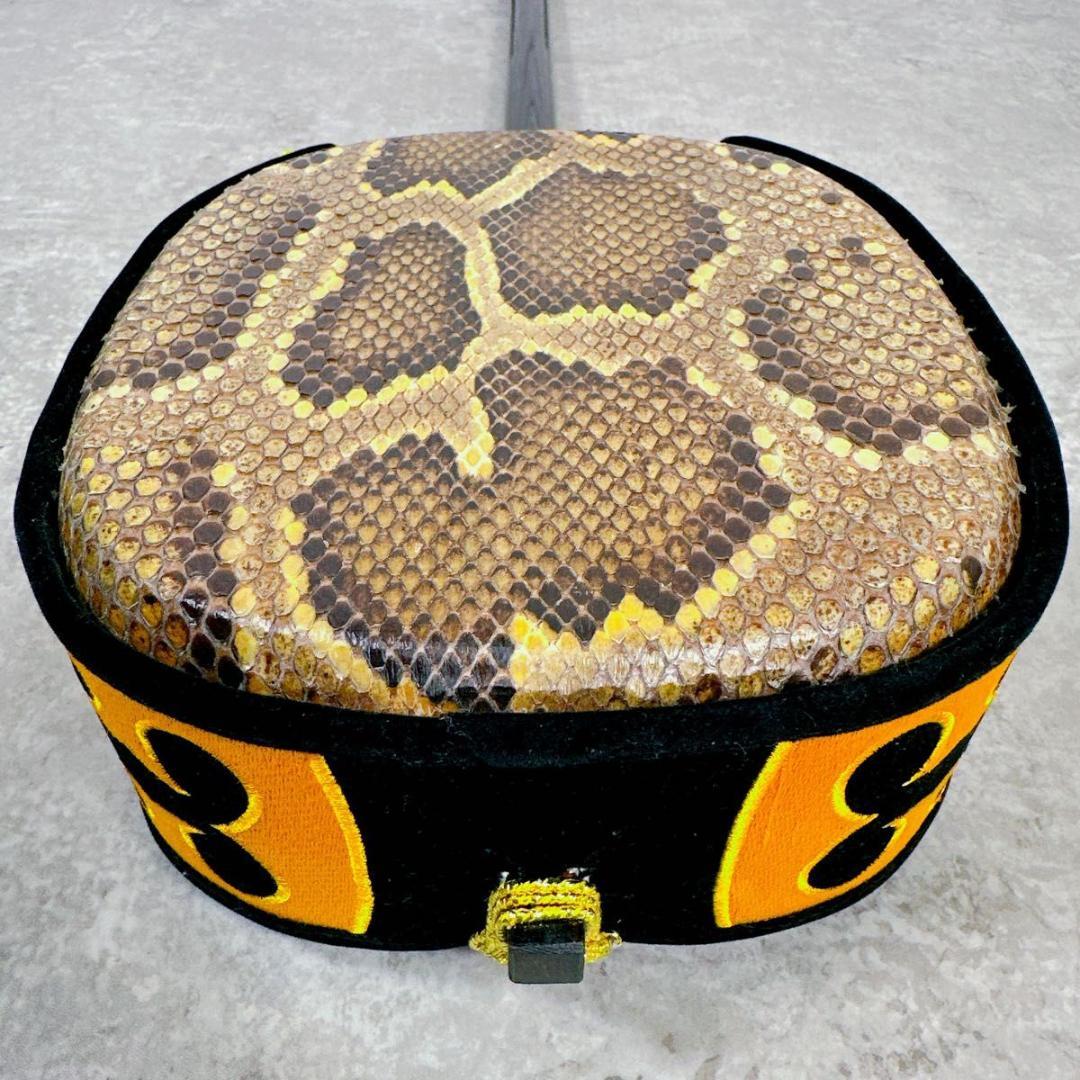 美品 沖縄 三線 本蛇皮 一枚張り 琉球 三味線 ケース ウマ 入門書