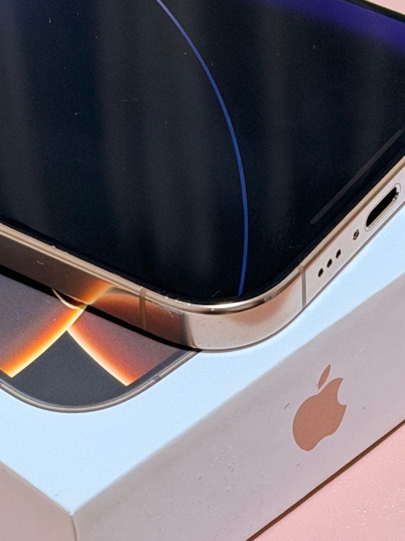 iPhone 16 Pro デザートチタニウム 128GB SIMフリー