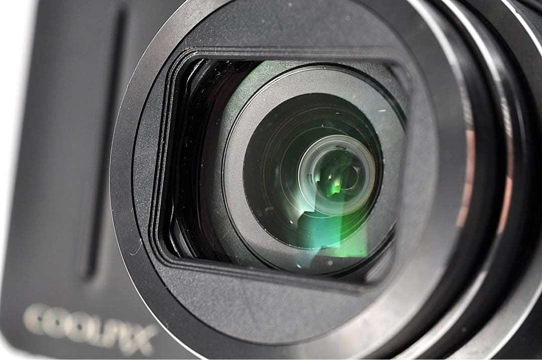 ◾️ 美品 ◾️ Nikon COOLPIX S9300 《元箱付き》