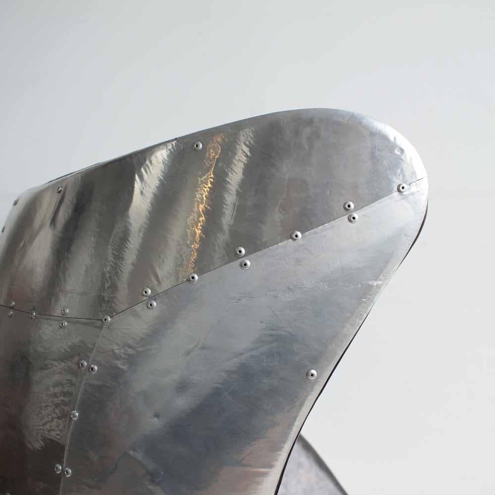 アルミニウムバック エッグチェア リプロダクト 合皮 ZR24268 - メルカリ