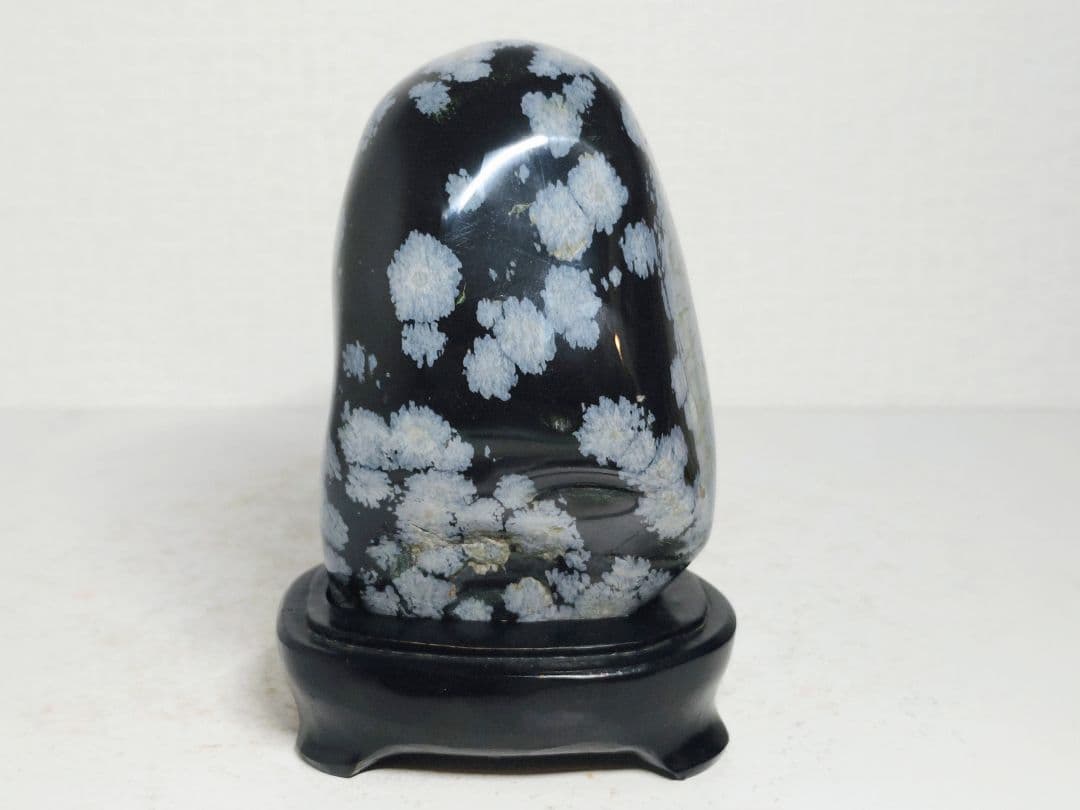 スノーフレークオブシディアン 807g 黒曜石 原石 鑑賞石 自然石 鉱物 水石 スノーフレークオブシディアン 807g 黒曜石 原石 鑑賞石 自然石 鉱物 水石