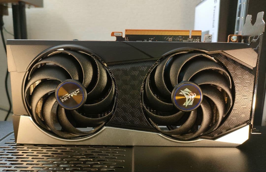 グラフィックボード・グラボ・ビデオカード Sapphire NITRO+ Radeon RX 6600 XT 8GB