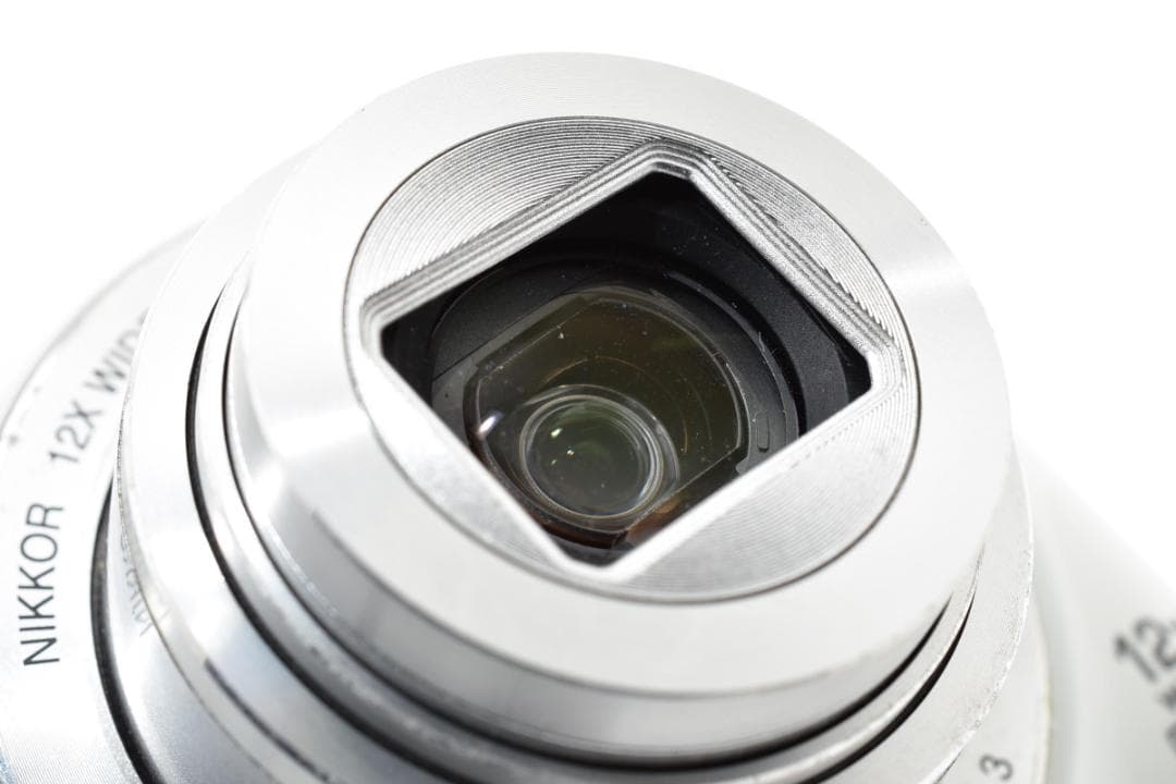 ■ 美品 ■ ニコン　Nikon COOLPIX S6600 ナチュラルホワイト