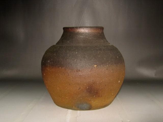 中村六郎 備前壺 味わい深い作品 s424 - メルカリ