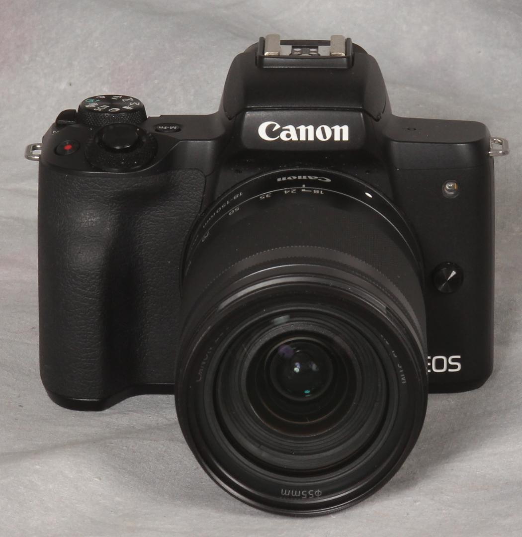 w*。様 Canon EOS Kiss M2 + 18-150mmレンズ付(ri