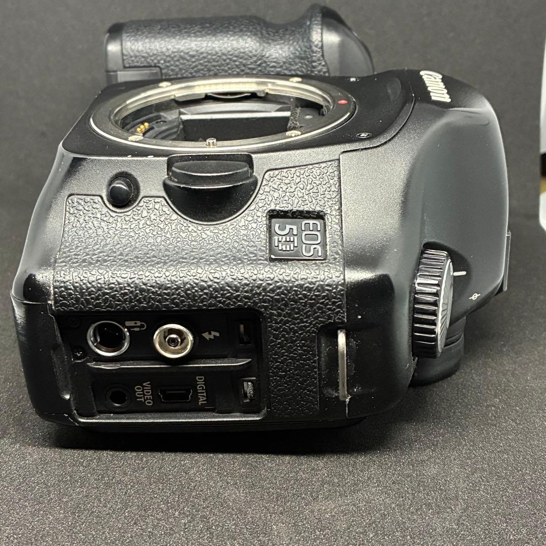 Canon EOS 5D ボディ単体