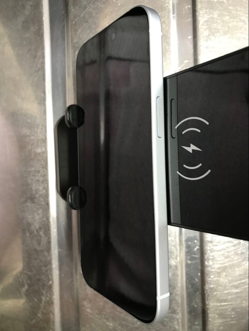 【美品】iPhone 15 ブルー SIMフリー版 128GB MTML3J/A