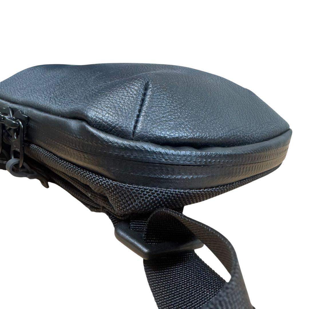美品✨ WEXLEY 4WAY SLING PACK 日本限定 2024AW - メルカリ