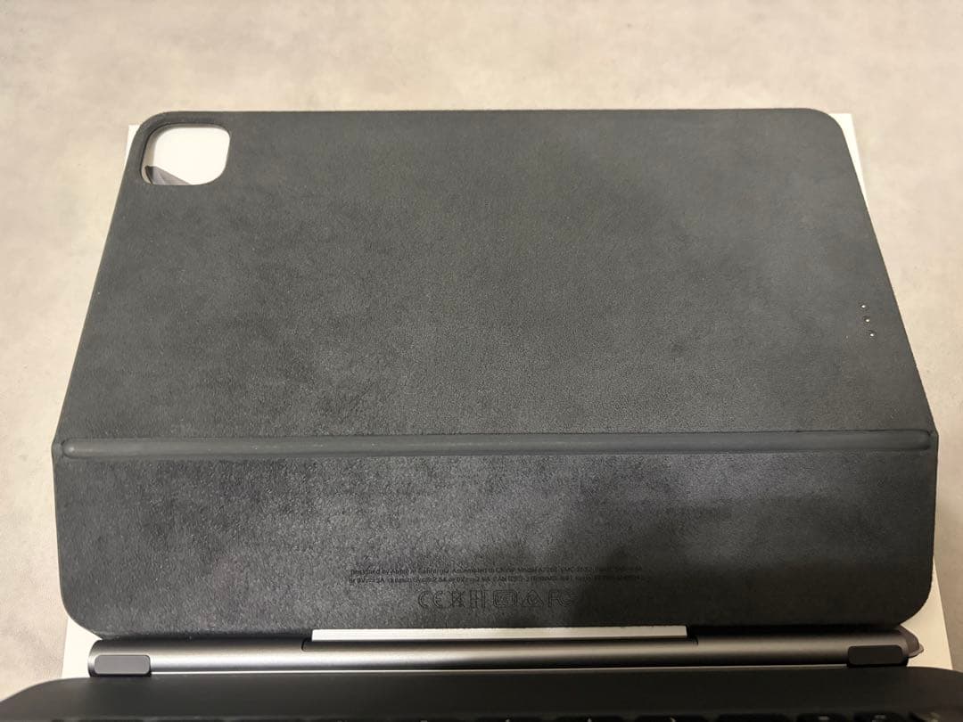 Apple iPad Magic Keyboard ブラック MXQT2J/A