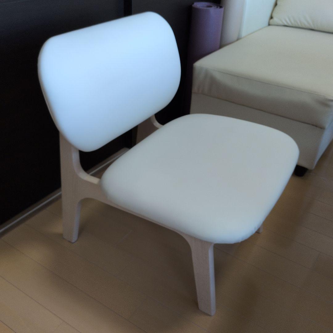 ニトリ 傷・汚れに強い合成皮革 リビングダイニング1人用チェア 白