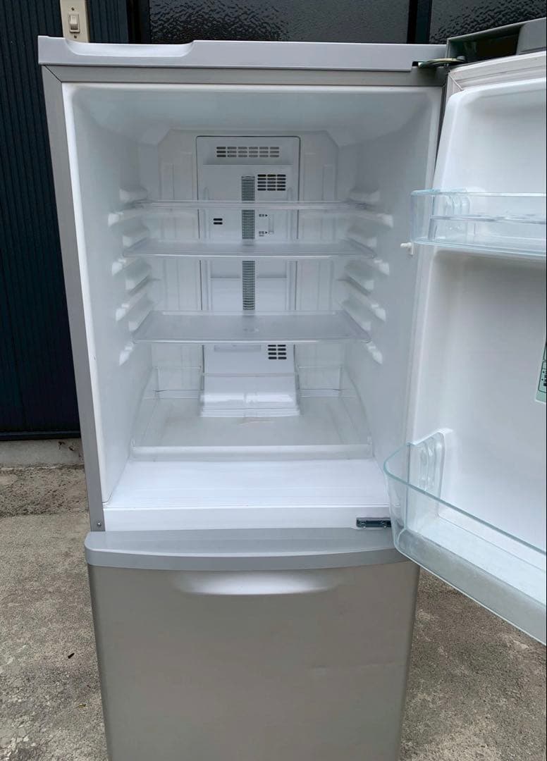 【送料込】Panasonic 冷蔵庫 138L NR-B146W パナソニック