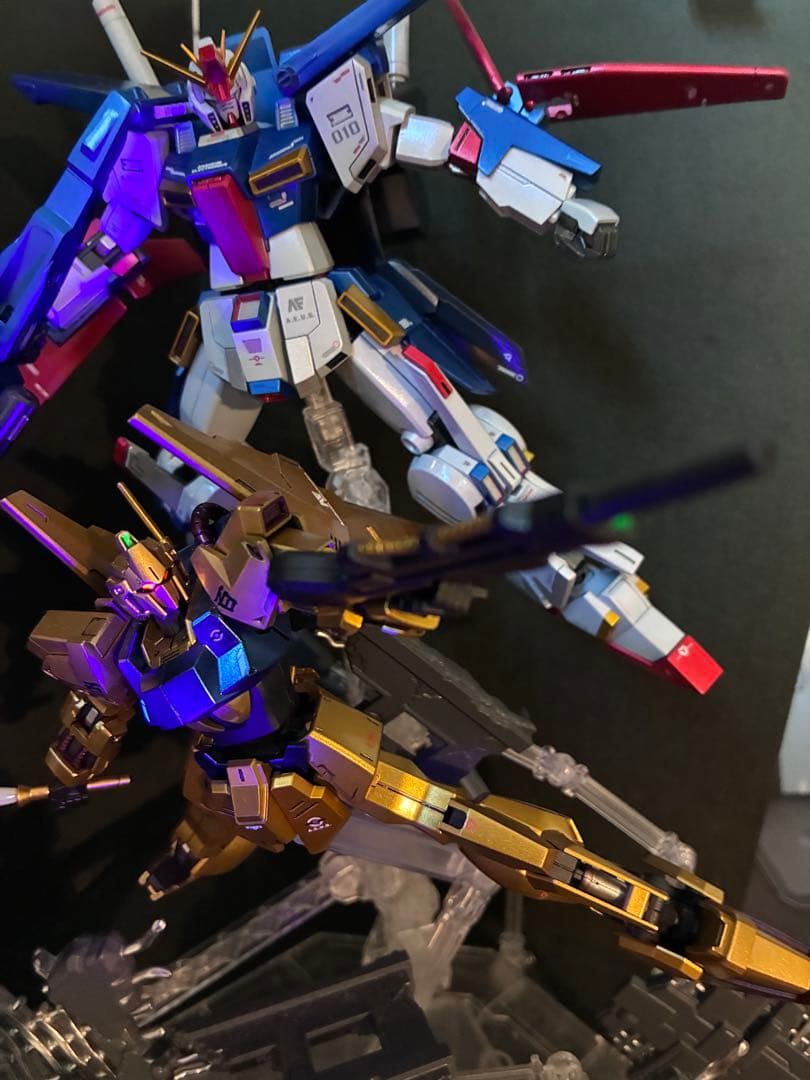 ガンプラ完成品 HG ZZガンダム全塗装スタイル改修 完成品 発光ギミック