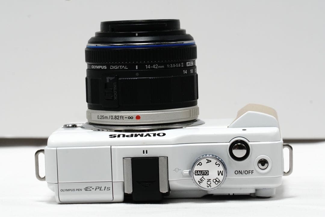 美品✨ オリンパス OLYMPUS PL1s ミラーレスカメラ スマホ転送