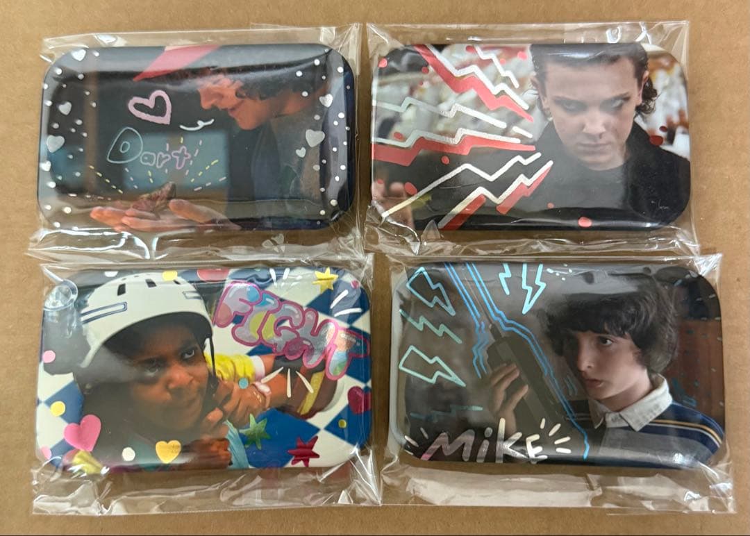 ストレンジャーシングス スクエア缶バッジ コレクション コンプセット