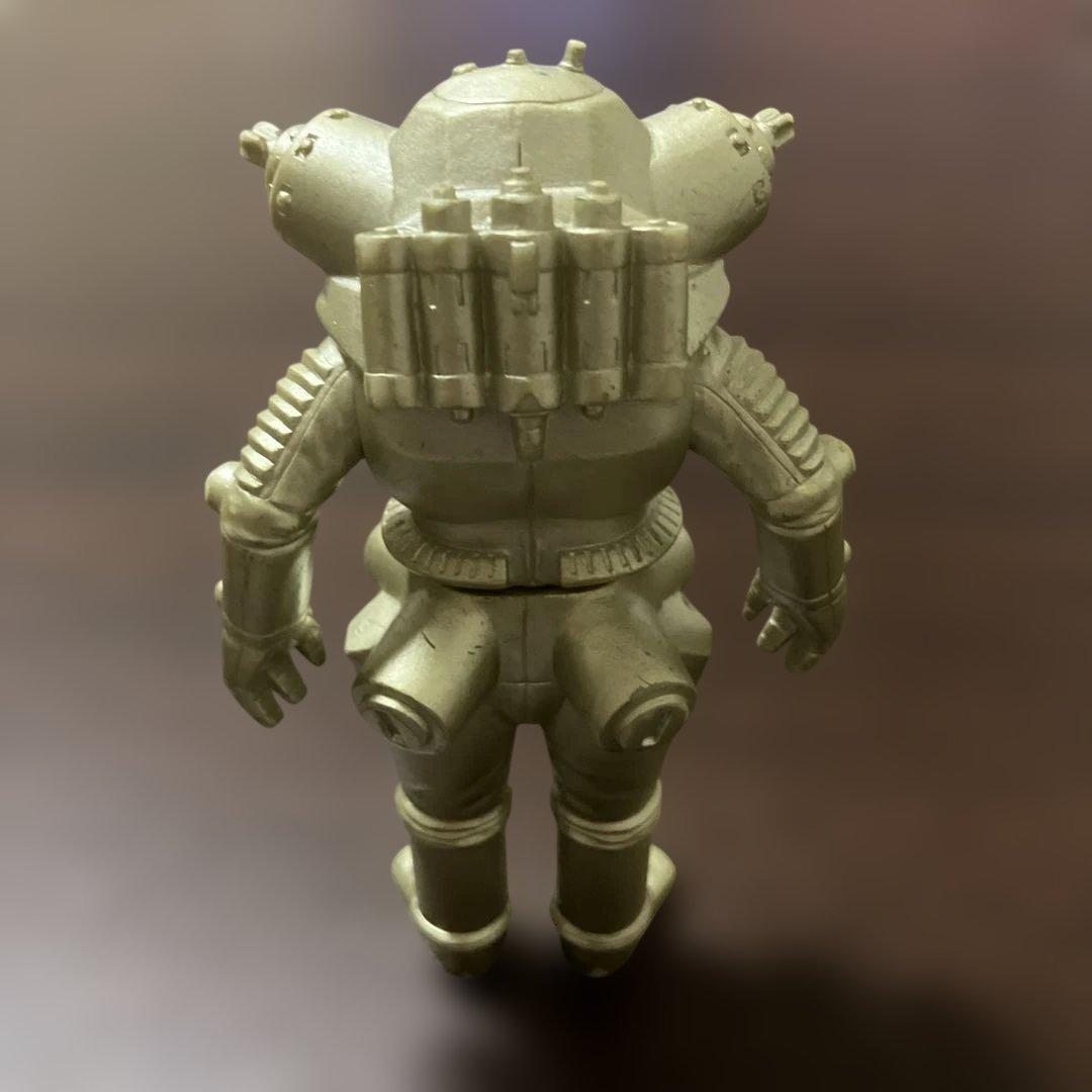 キングジョー ソフビフィギュア 11.5cm ウルトラ怪獣 - メルカリ