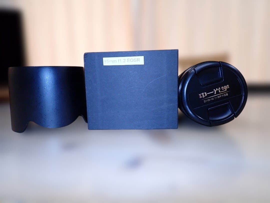 中一光学　85mm F1.2 EOSR canon キャノン　RFマウント