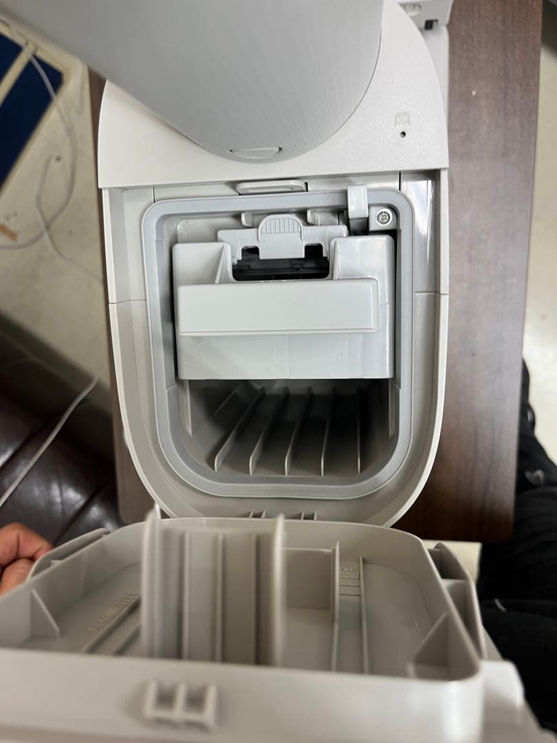 パナソニック スティック掃除機MC-NX810KM-W識別番号t