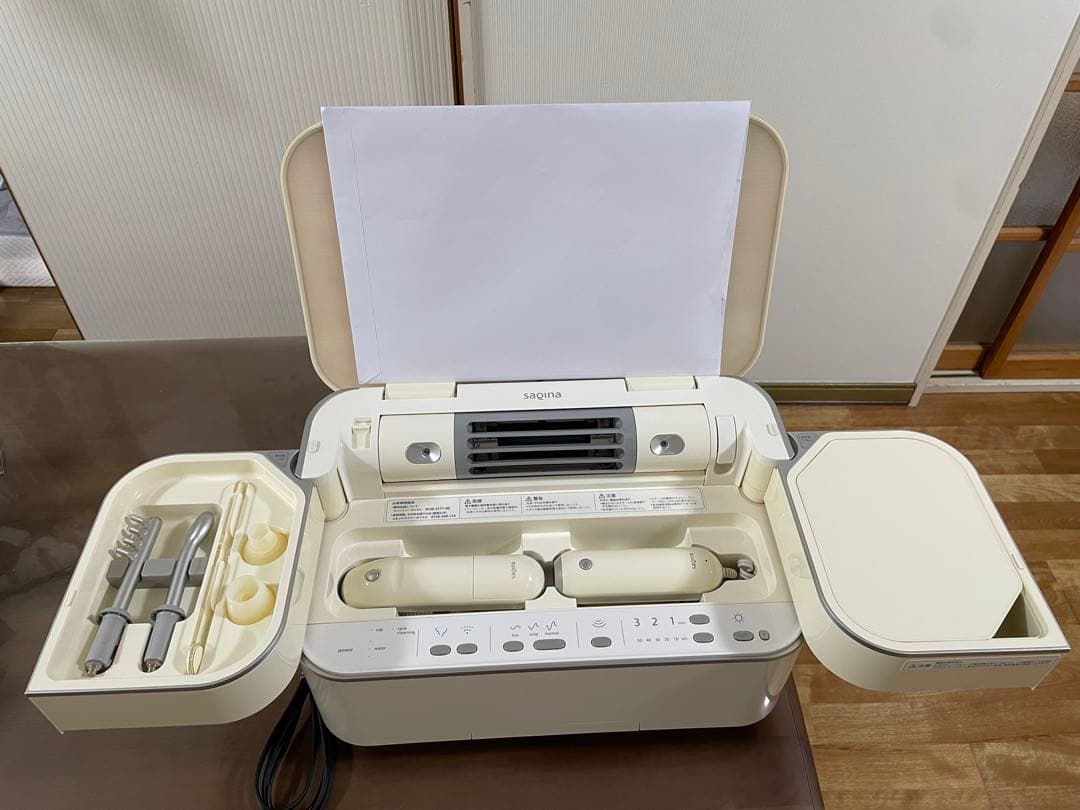 【キララ】サキナ　ビジュー　SAQINA 美顔器