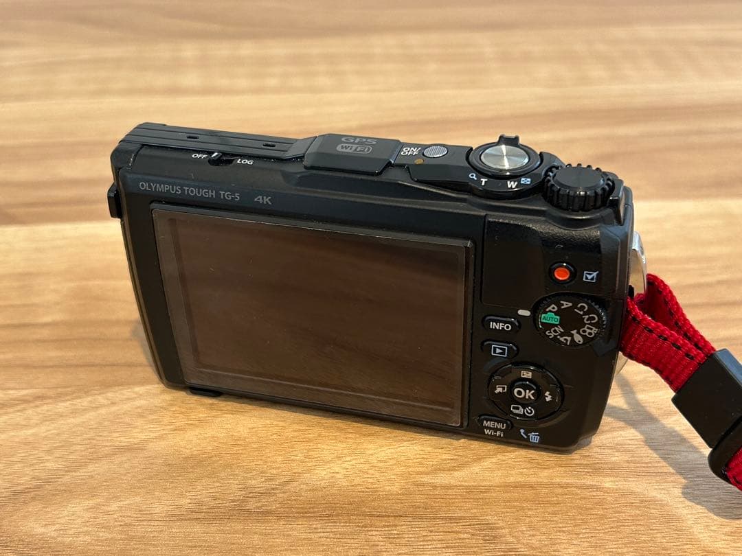 デジタルカメラ Olympus Tough TG-5