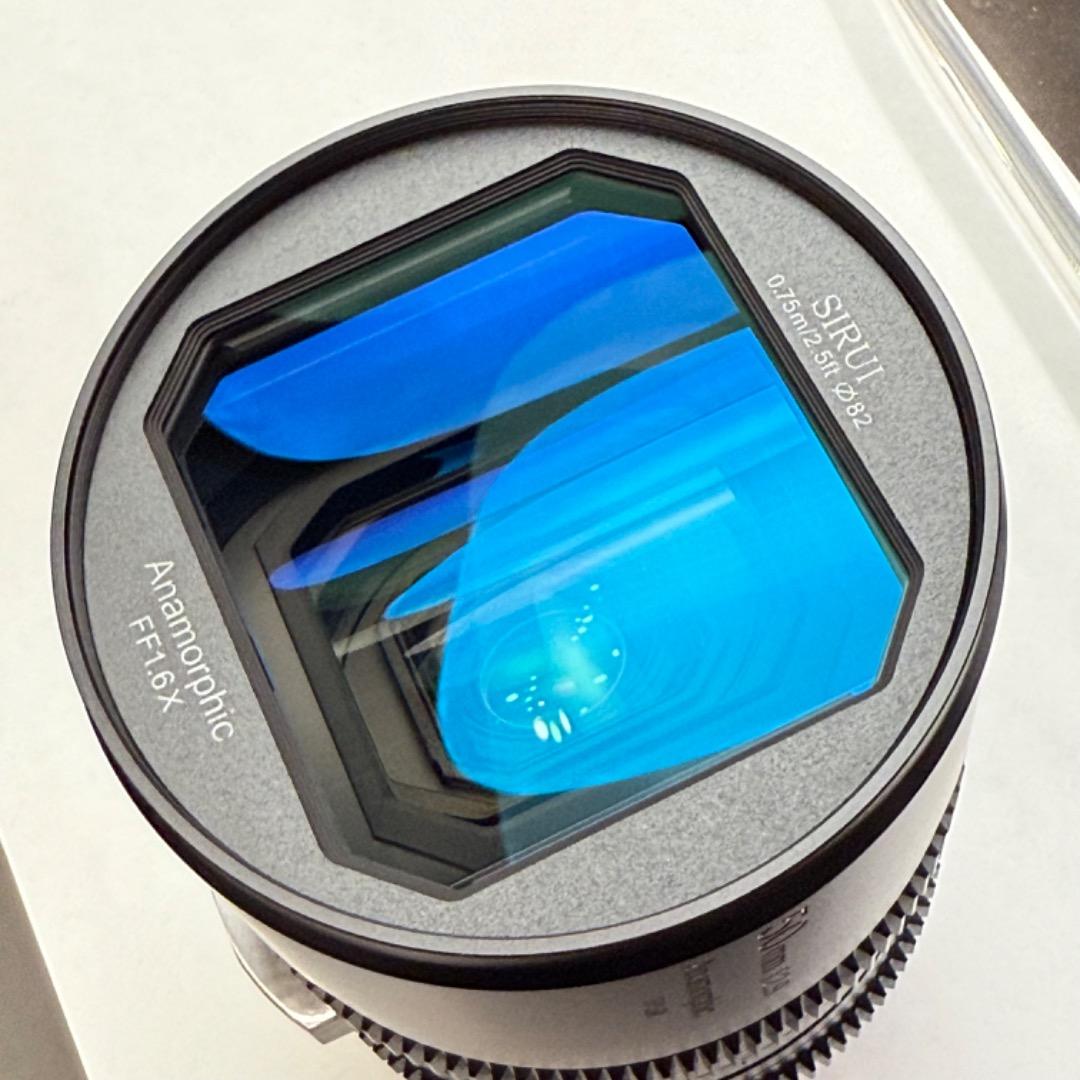 レンズ(単焦点) SIRUI 50mm T2.9 1.6x FF Anamorphic Lens