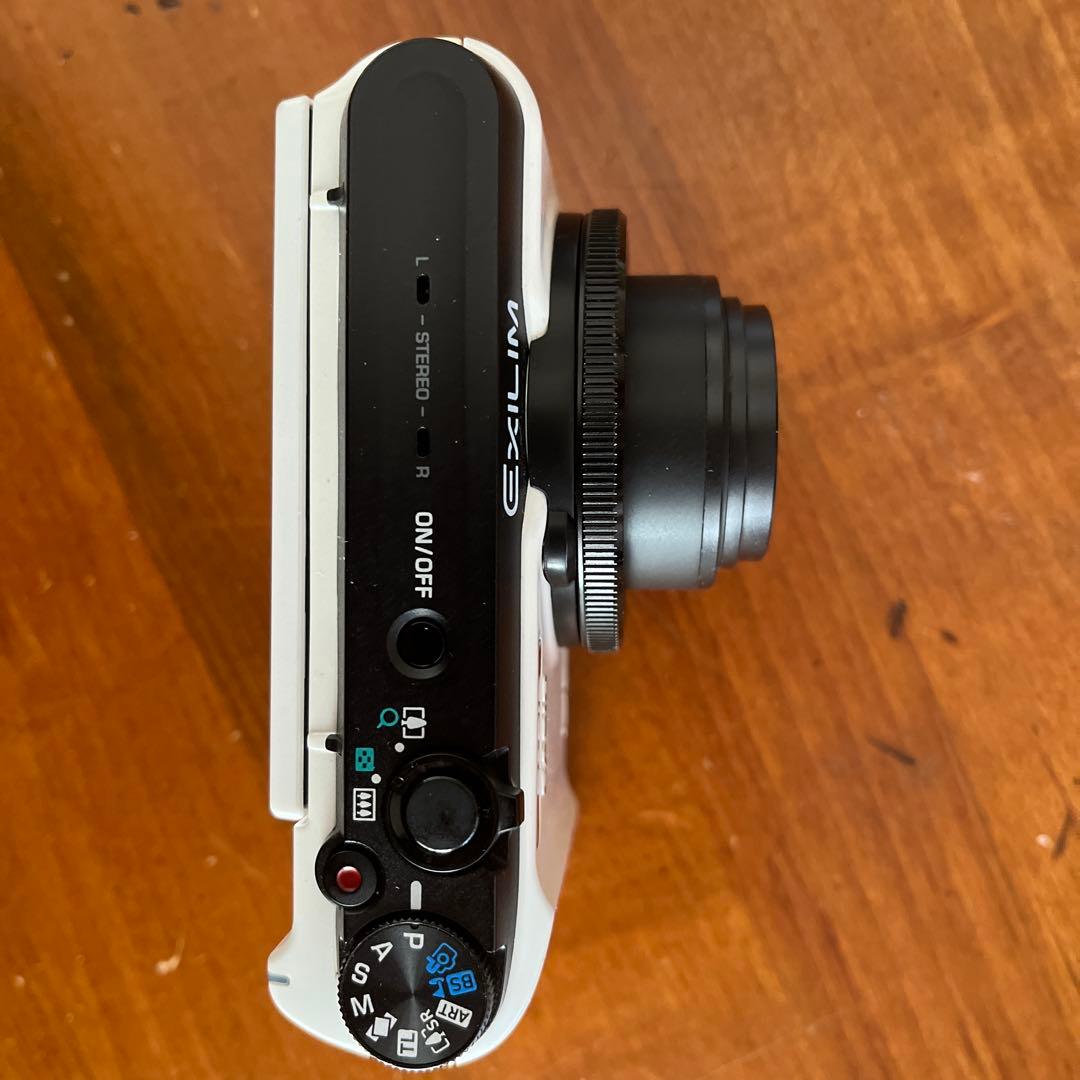 CASIO EX-FC400S ホワイト