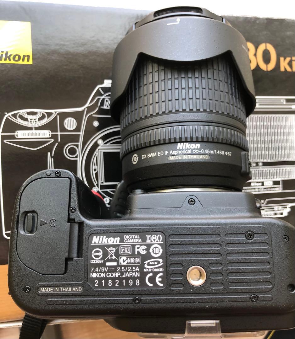 Nikon D80デジタル一眼レフ+55-300mmレンズ+スピードライト