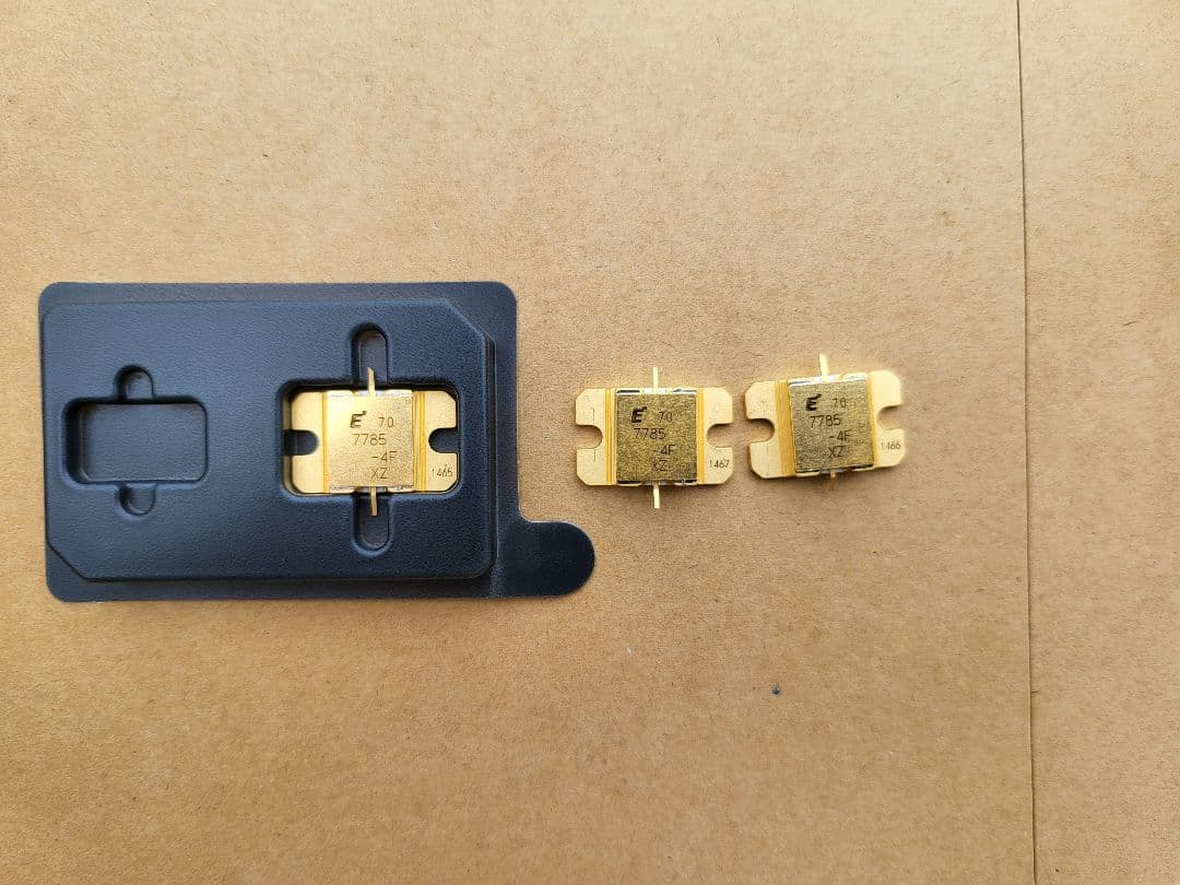 高周波用 RF半導体] ×3個 70 7785-4F XZ - メルカリ