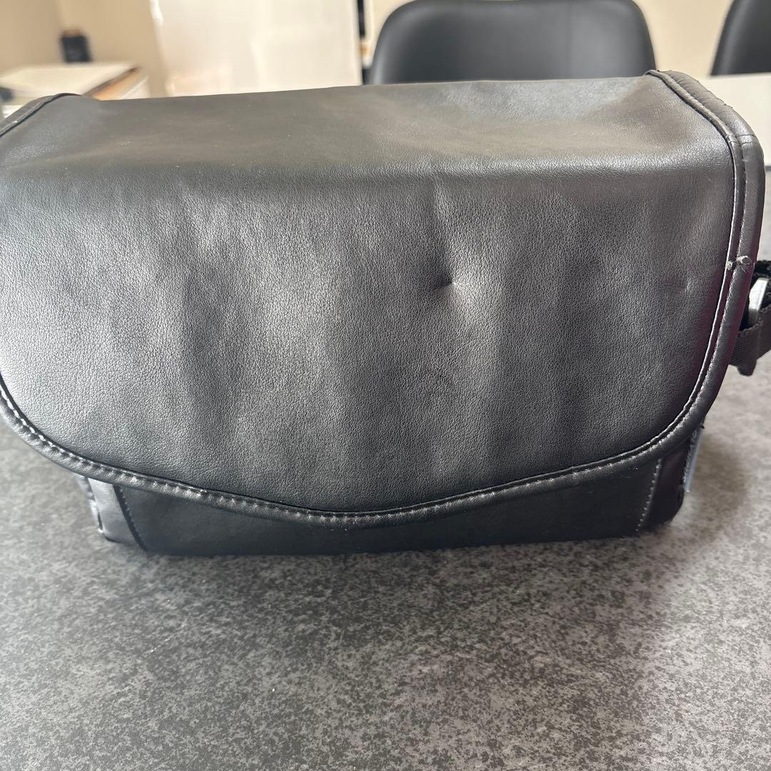 オリンパス　ミラーレス　一眼　キット