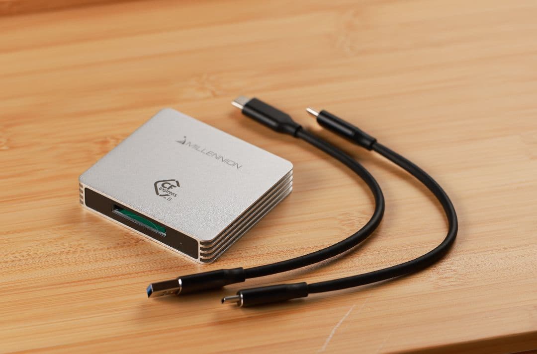 512GBカードリーダー付きCFexpress TypeB /8K、6K、4K