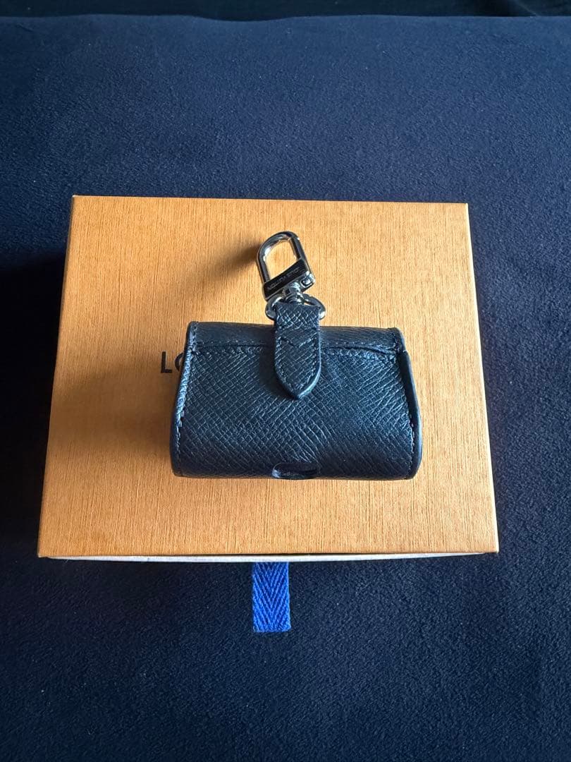 ルイヴィトン　iPhone AirPods MagSafe イヤホンケース