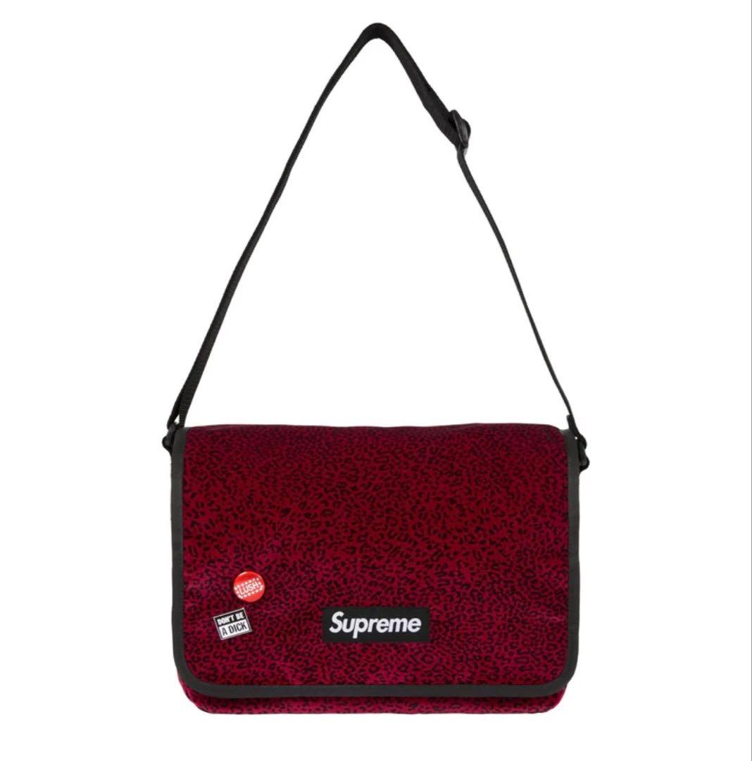 Supreme Velvet Messenger Bagレオパード柄 Supreme Velvet Messenger Bagレオパード柄 - メルカリ