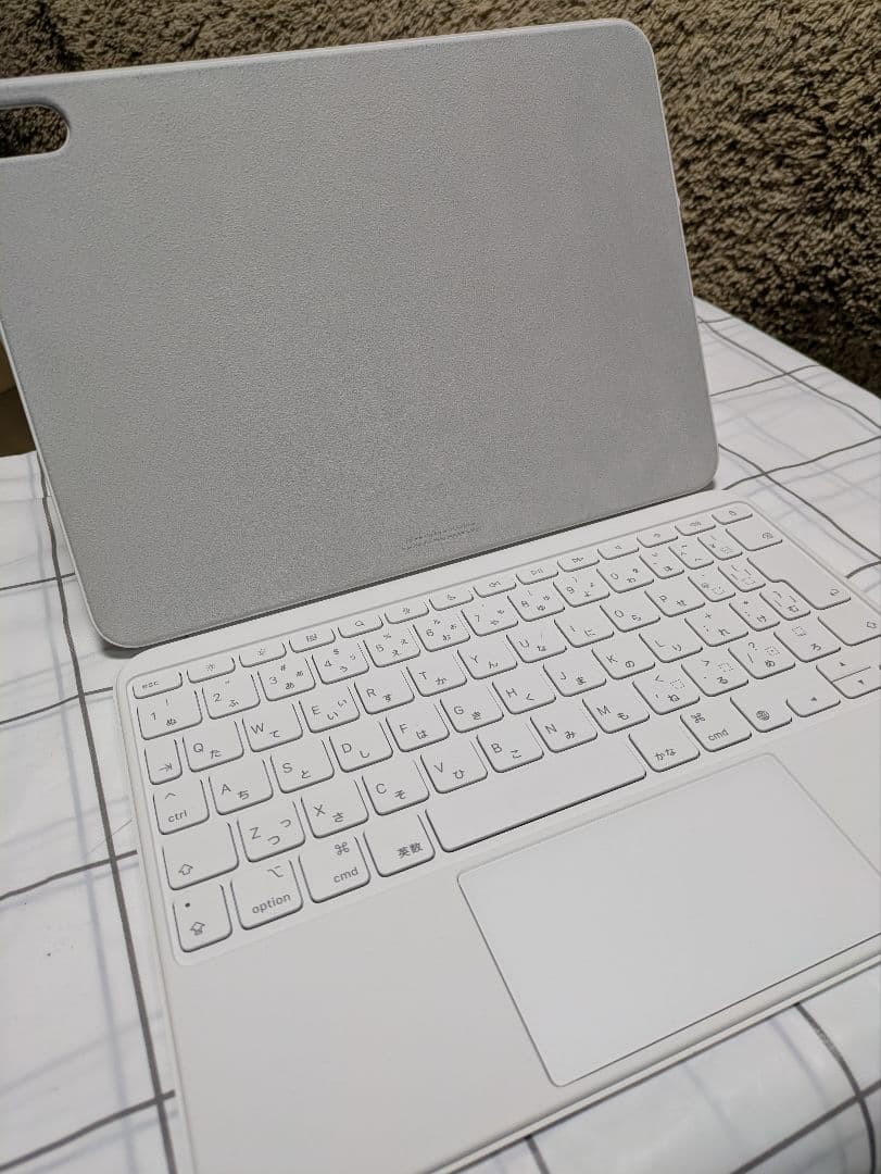 Magic Keyboard Folio ※ iPad（A16)(第10世代）