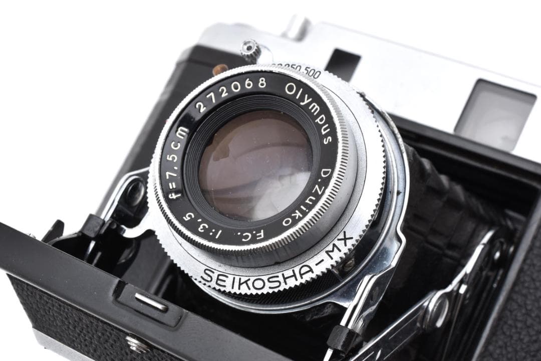 マミヤ　Mamiya-6 IV + Zuiko 3.5mm F7.5