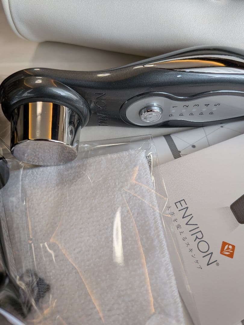 エンビロン エレクトロソニック ＤＦモバイル スキンケアデバイス 新品同様